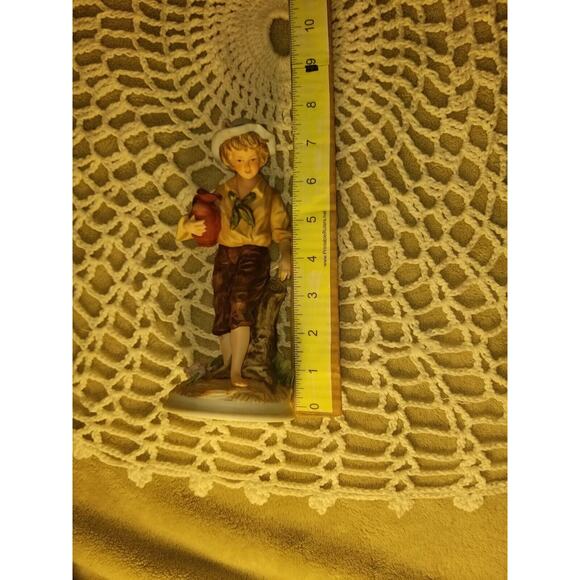 Andrea By Sadek Hand Painted‎ Porcelain Figurine Country Boy 7979 - Picture 15 of 15